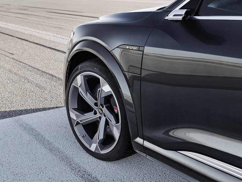 Innowacyjne, dynamiczne i elektryczne: Audi e-tron S i Audi e-tron S Sportback