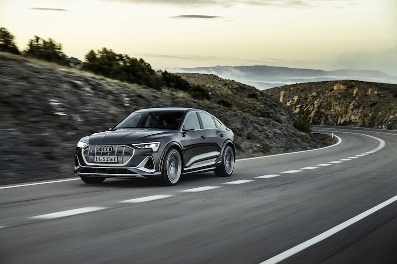 Innowacyjne, dynamiczne i elektryczne: Audi e-tron S i Audi e-tron S Sportback