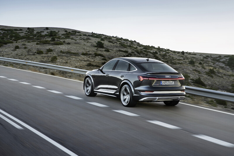 Innowacyjne, dynamiczne i elektryczne: Audi e-tron S i Audi e-tron S Sportback