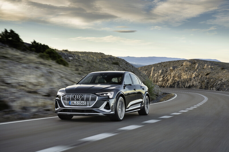 Innowacyjne, dynamiczne i elektryczne: Audi e-tron S i Audi e-tron S Sportback