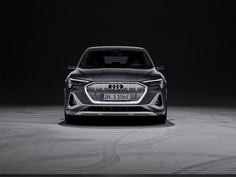 Innowacyjne, dynamiczne i elektryczne: Audi e-tron S i Audi e-tron S Sportback