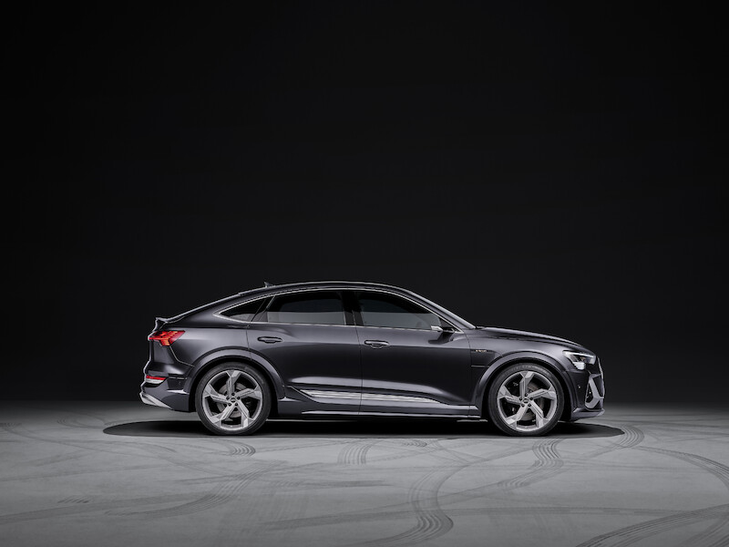 Innowacyjne, dynamiczne i elektryczne: Audi e-tron S i Audi e-tron S Sportback