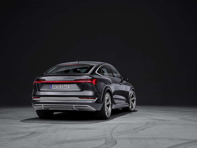 Innowacyjne, dynamiczne i elektryczne: Audi e-tron S i Audi e-tron S Sportback
