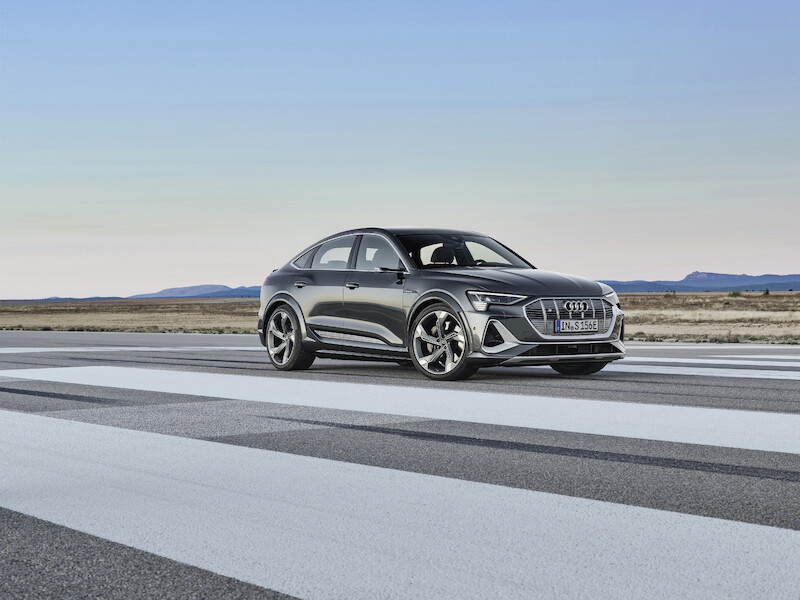 Innowacyjne, dynamiczne i elektryczne: Audi e-tron S i Audi e-tron S Sportback