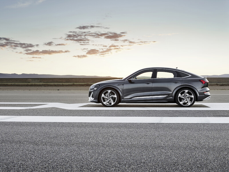 Innowacyjne, dynamiczne i elektryczne: Audi e-tron S i Audi e-tron S Sportback