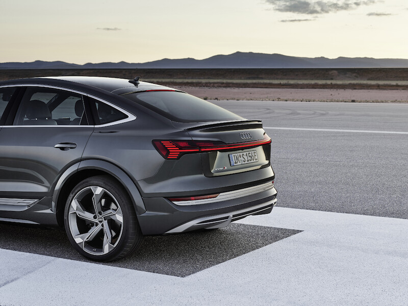 Innowacyjne, dynamiczne i elektryczne: Audi e-tron S i Audi e-tron S Sportback