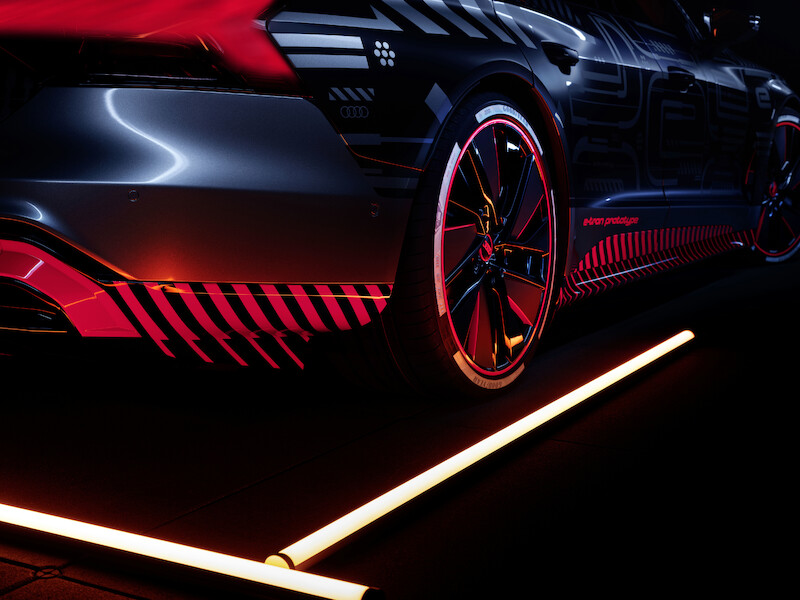Pasja do jakości i nowoczesności: nowe Audi e-tron GT