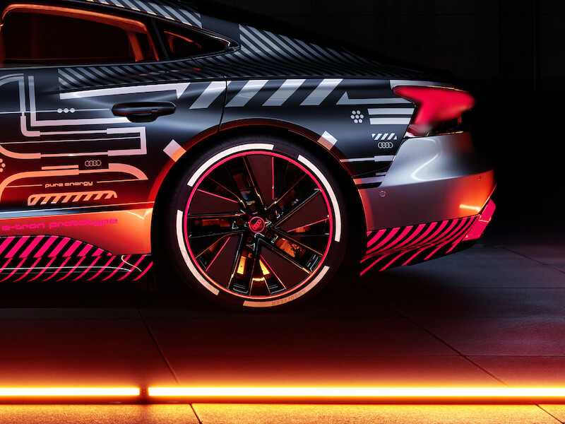 Pasja do jakości i nowoczesności: nowe Audi e-tron GT