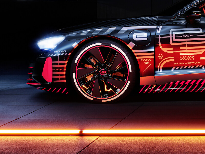 Pasja do jakości i nowoczesności: nowe Audi e-tron GT