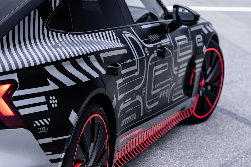 Pasja do jakości i nowoczesności: nowe Audi e-tron GT