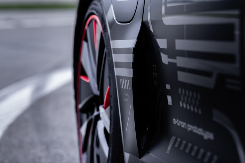 Pasja do jakości i nowoczesności: nowe Audi e-tron GT