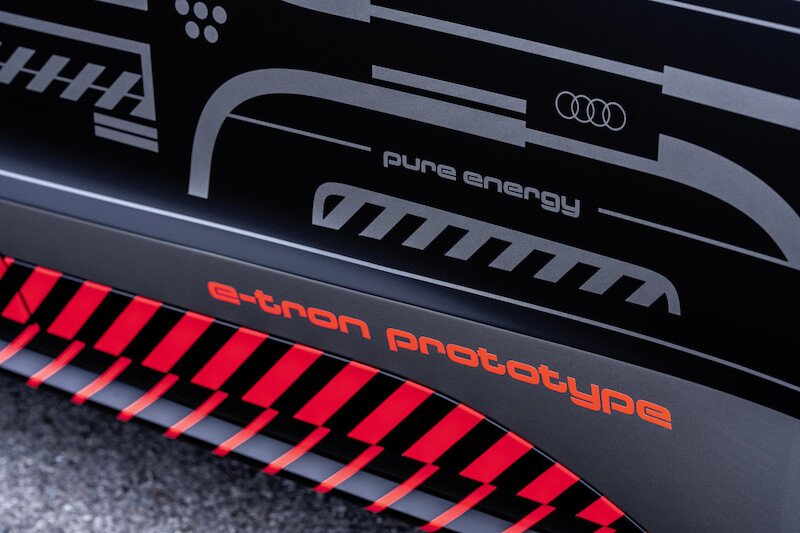 Pasja do jakości i nowoczesności: nowe Audi e-tron GT