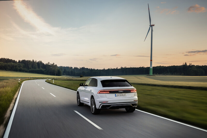Hybryda typu plug-in uwieńczeniem linii produktowej Q8: Audi Q8 TFSI e quattro
