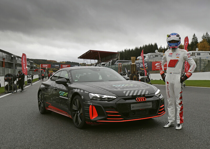 Moment szczerości: kierowca Formuły E Lucas di Grassi testuje przedprodukcyjną wersję Audi RS e-tron GT