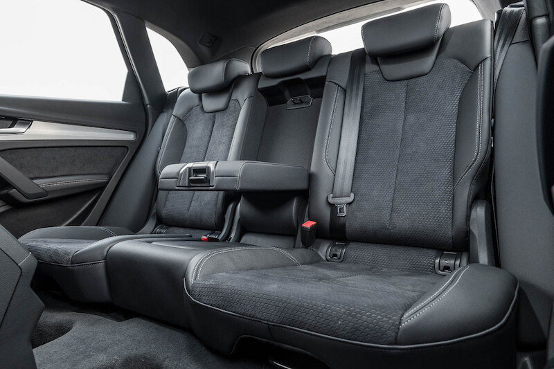 Audi Q5 - interior