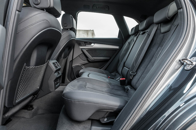 Audi Q5 - interior