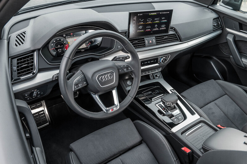 Audi Q5 - interior