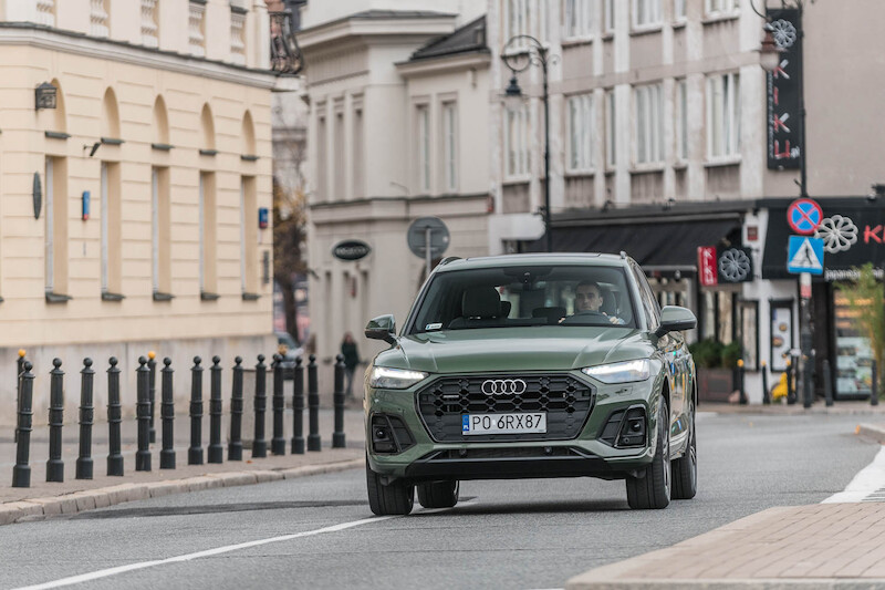 Audi Q5 - motion