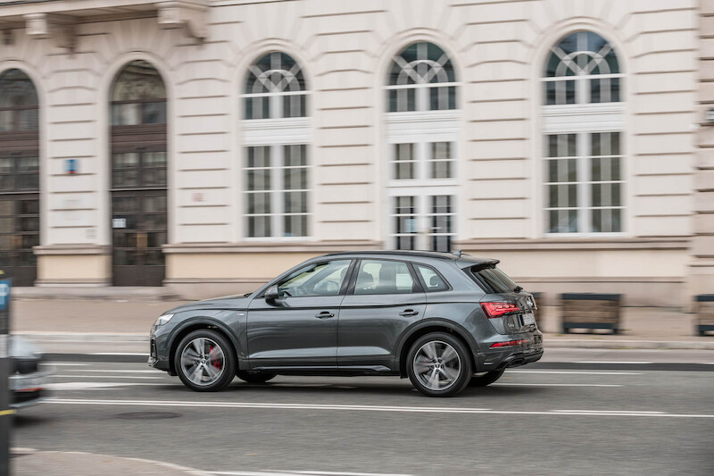 Audi Q5 - motion