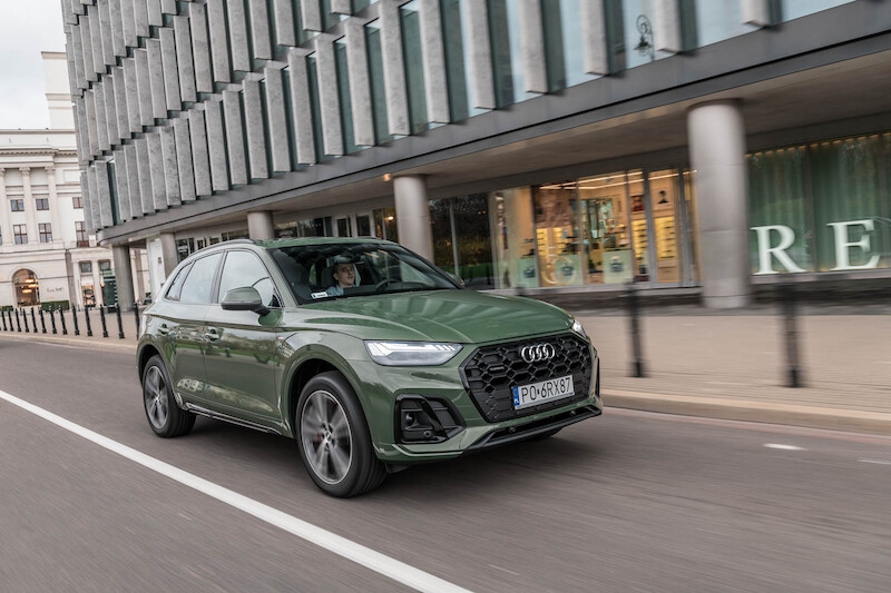 Audi Q5 - motion