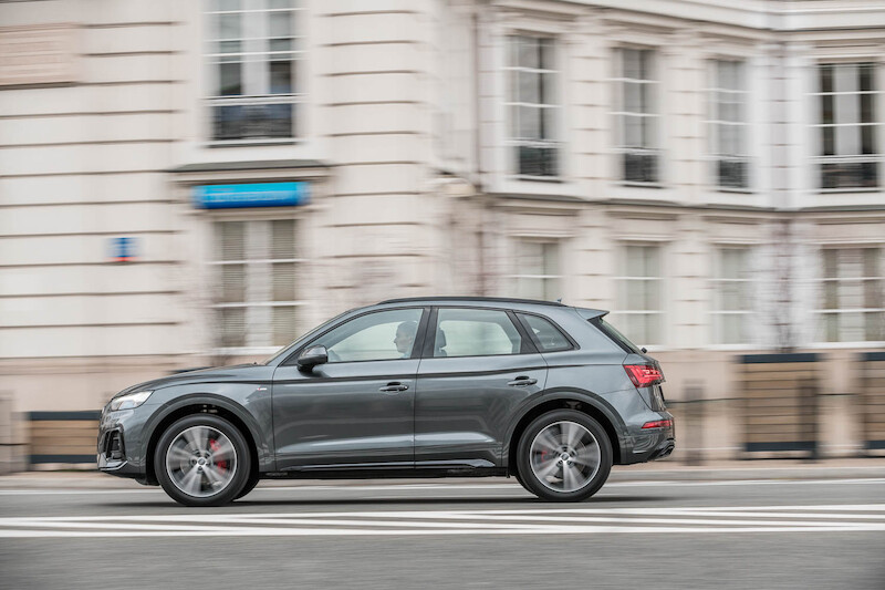 Audi Q5 - motion