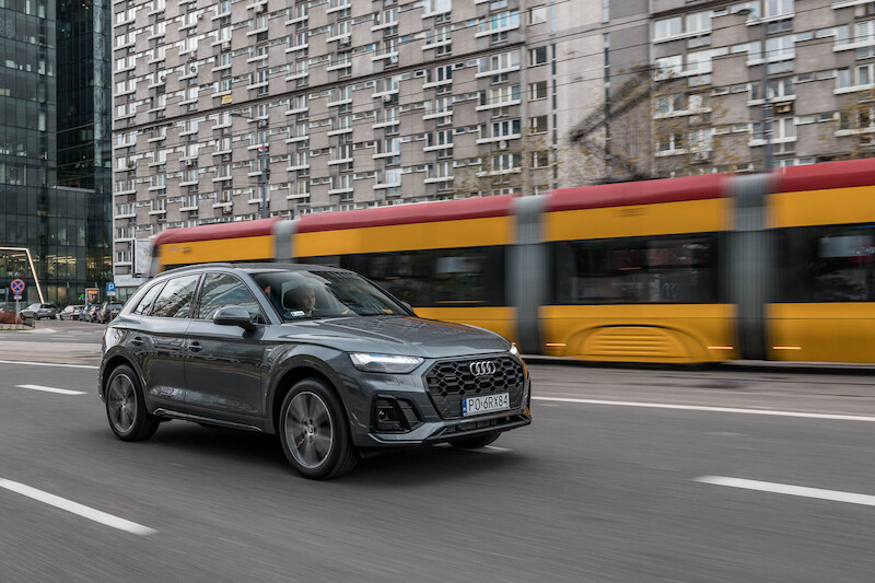 Audi Q5 - motion