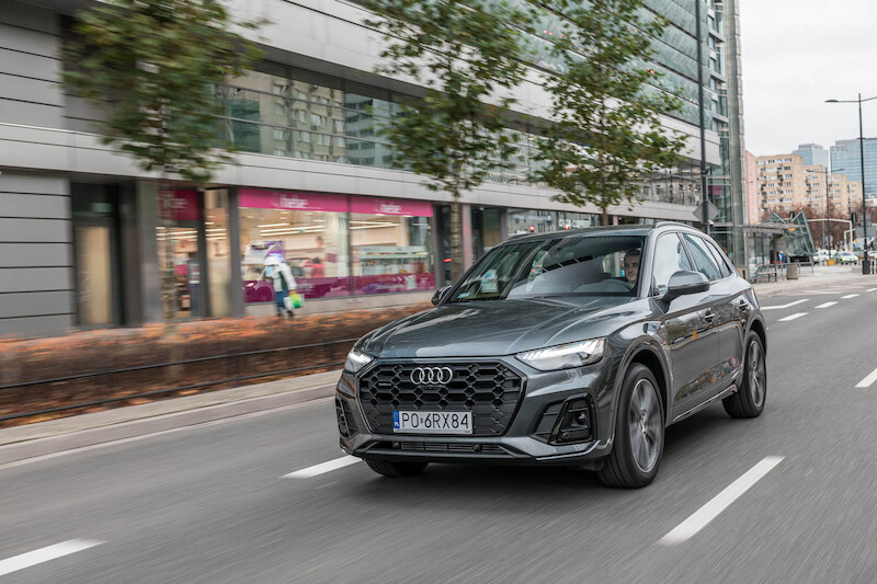Audi Q5 - motion