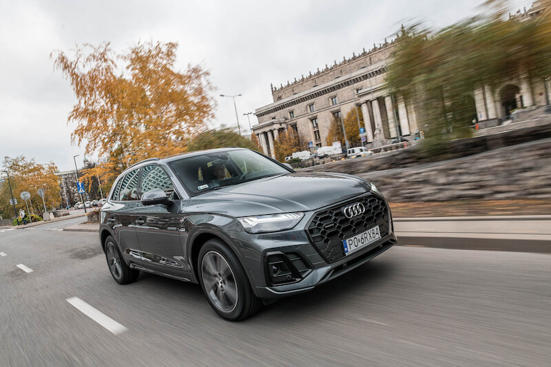 Audi Q5 - motion