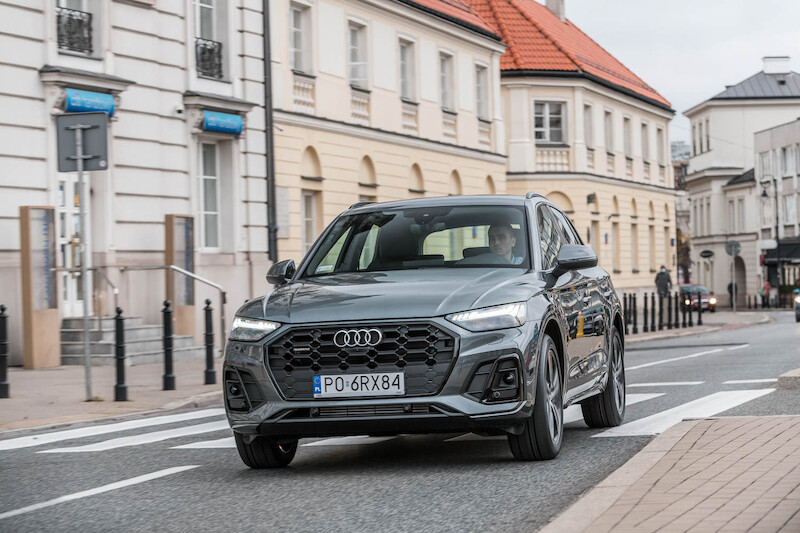 Audi Q5 - motion