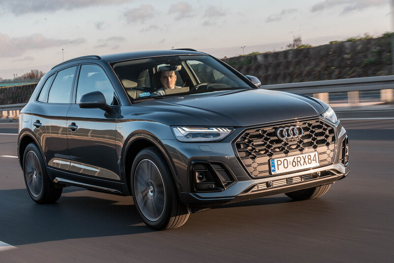 Audi Q5 - motion