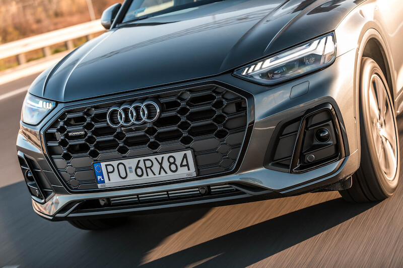 Audi Q5 - motion