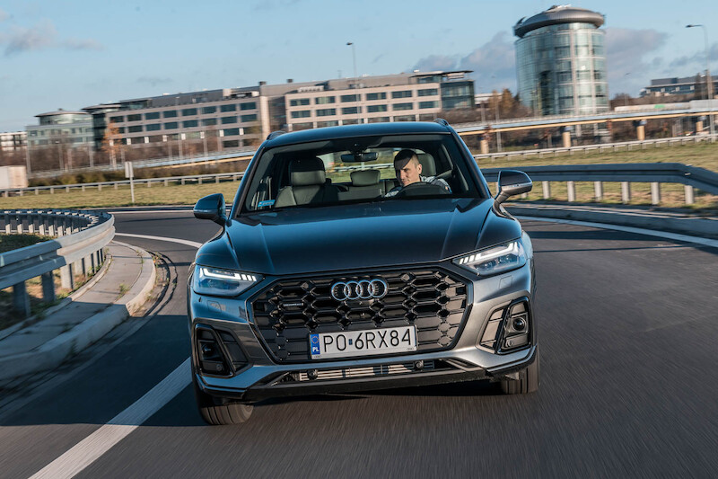 Audi Q5 - motion