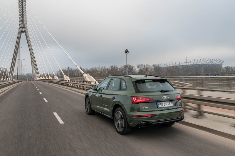 Audi Q5 - motion