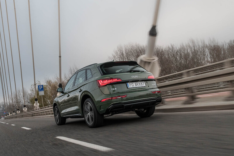 Audi Q5 - motion