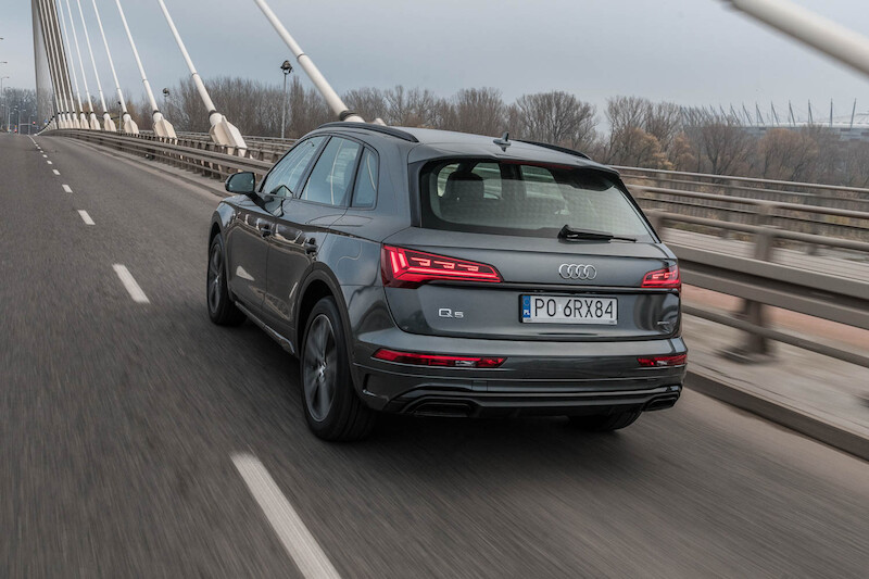 Audi Q5 - motion