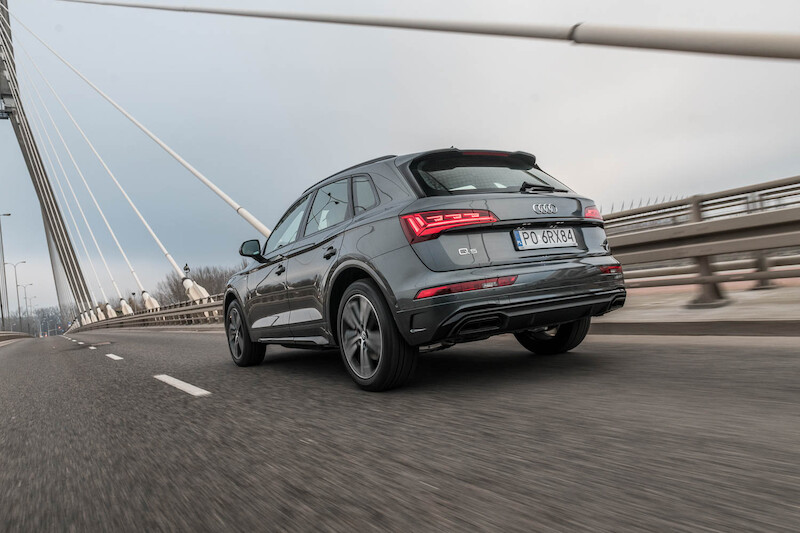 Audi Q5 - motion
