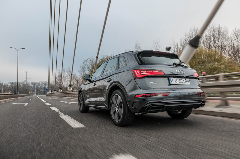 Audi Q5 - motion
