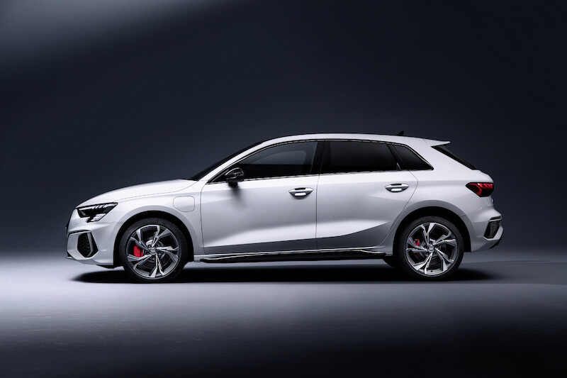 Kompaktowa hybryda o mocy systemowej 245 KM: Audi A3 Sportback 45 TFSI e
