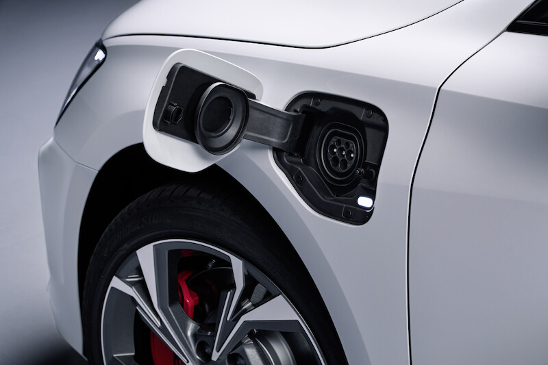 Kompaktowa hybryda o mocy systemowej 245 KM: Audi A3 Sportback 45 TFSI e