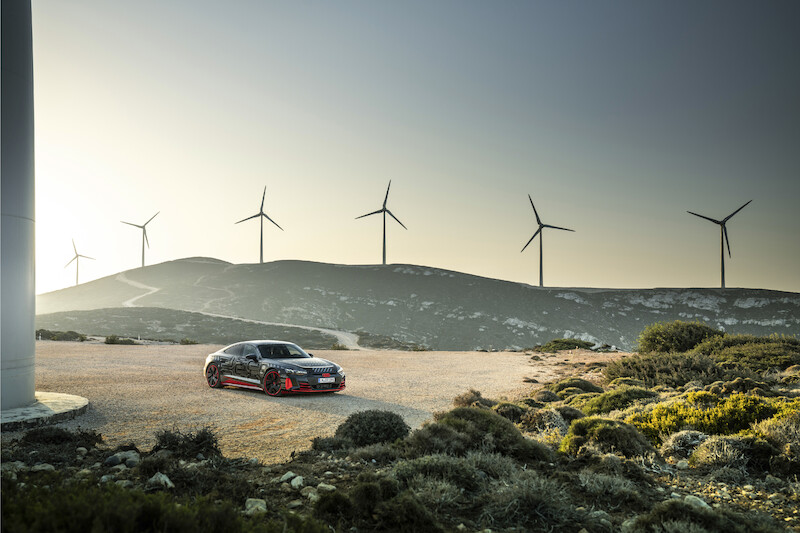 Audi e-tron GT: rozpoczęcie neutralnej pod względem emisji CO2 produkcji modelu w Böllinger Höfe