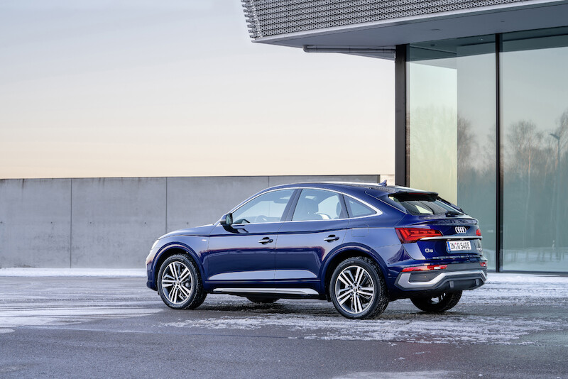 Sportowa i elegancka hybryda typu plug-in: Audi Q5 Sportback TFSI e quattro