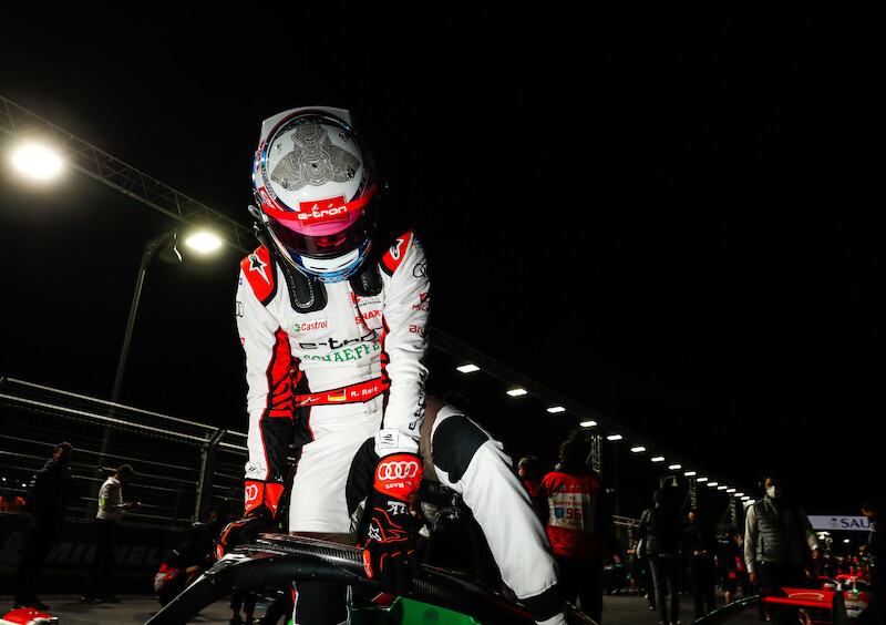 Mocny debiut Audi e-tron FE07 w nowym sezonie Formuły E