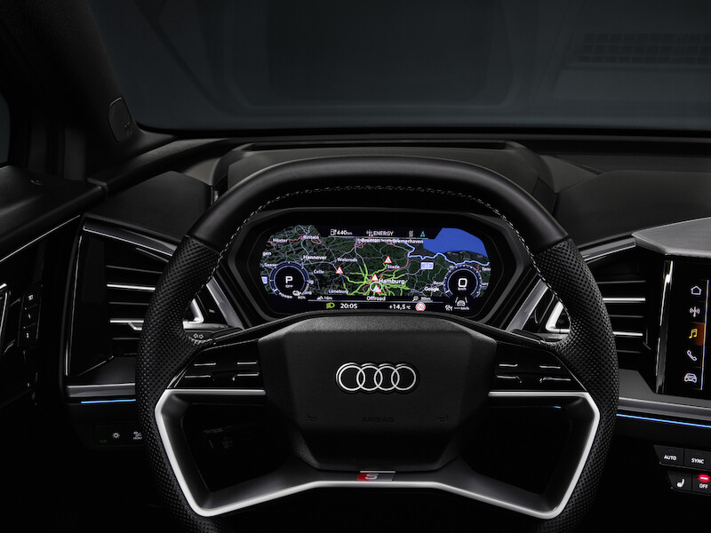 Nowy wymiar mobilności elektrycznej: Audi Q4 e-tron wyznacza standardy w zakresie wnętrza i systemów obsługi