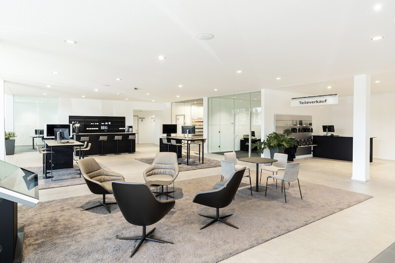 Zrównoważony środowiskowo i cyfrowy: Audi otwiera w Monachium nowy, flagowy concept store
