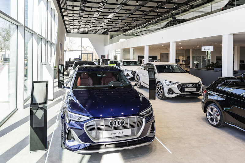 Zrównoważony środowiskowo i cyfrowy: Audi otwiera w Monachium nowy, flagowy concept store