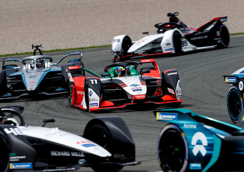 Punktowane pozycje dla obu zawodników Audi Sport ABT Schaeffler w wyścigach Formuły E w Walencji