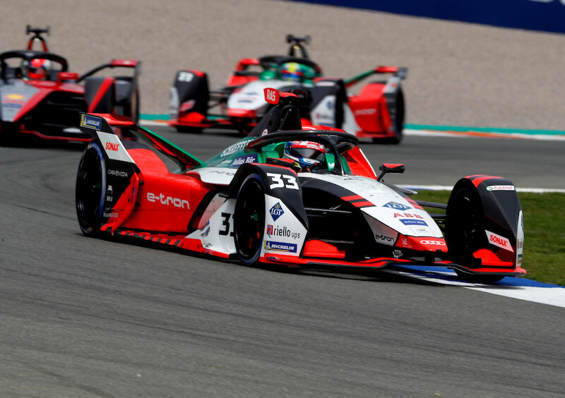 Punktowane pozycje dla obu zawodników Audi Sport ABT Schaeffler w wyścigach Formuły E w Walencji