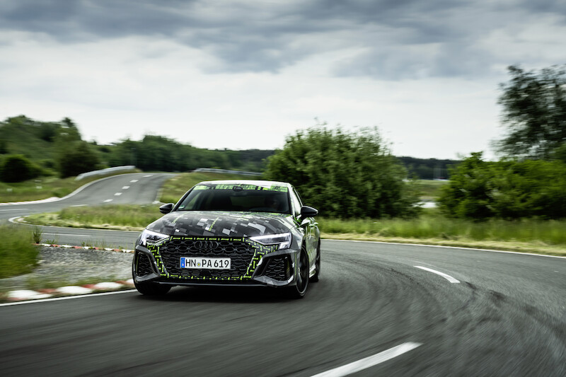 Kwestia dynamiki bocznej: mechanizm Torque Splitter w nowym Audi RS 3