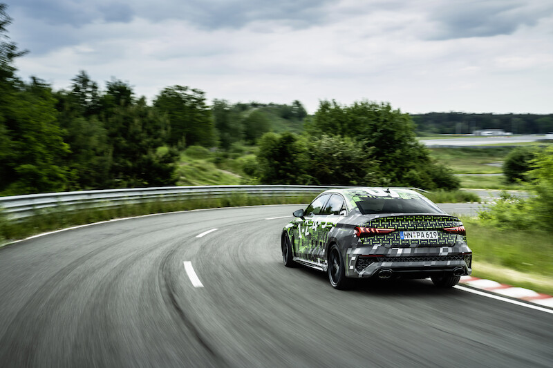 Kwestia dynamiki bocznej: mechanizm Torque Splitter w nowym Audi RS 3