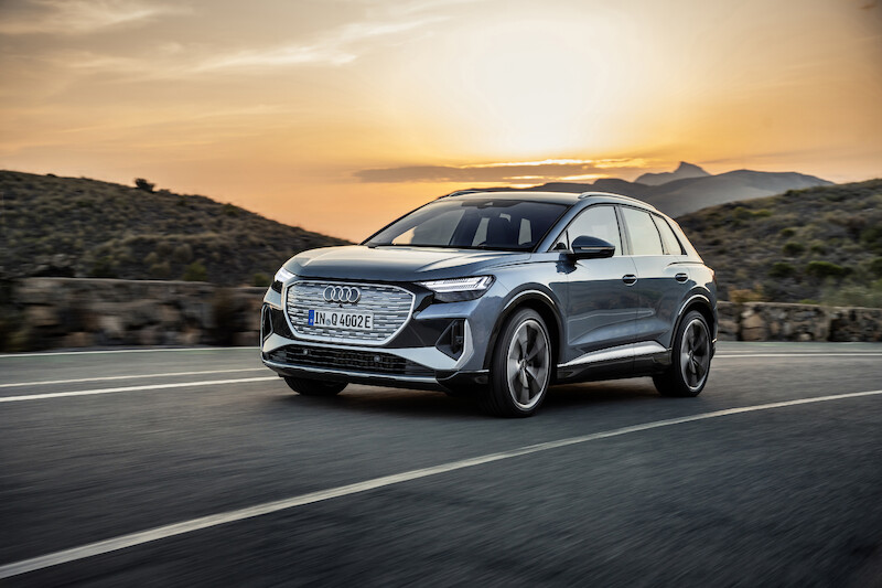 Historia sukcesu Audi Q4 e-tron: elektromobilność i synergia w ramach Grupy Volkswagen